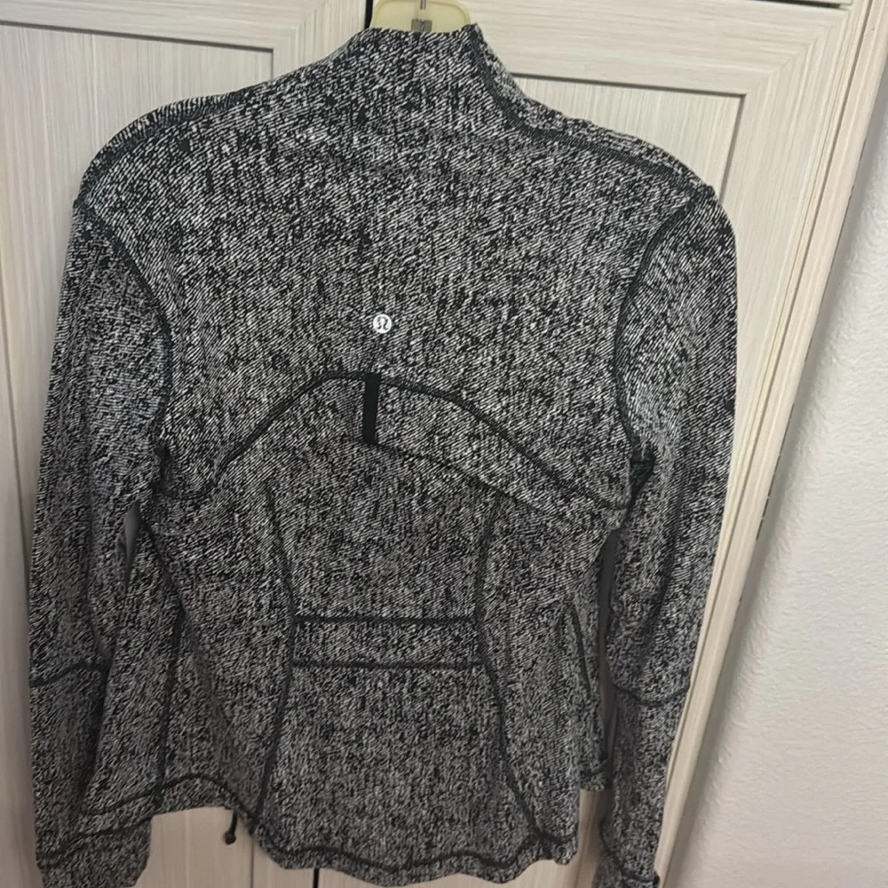 Define Jacket - Picture 5 of 5